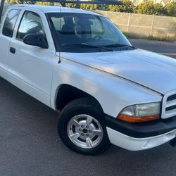 2002 Dodge Dakota Mangum 33k