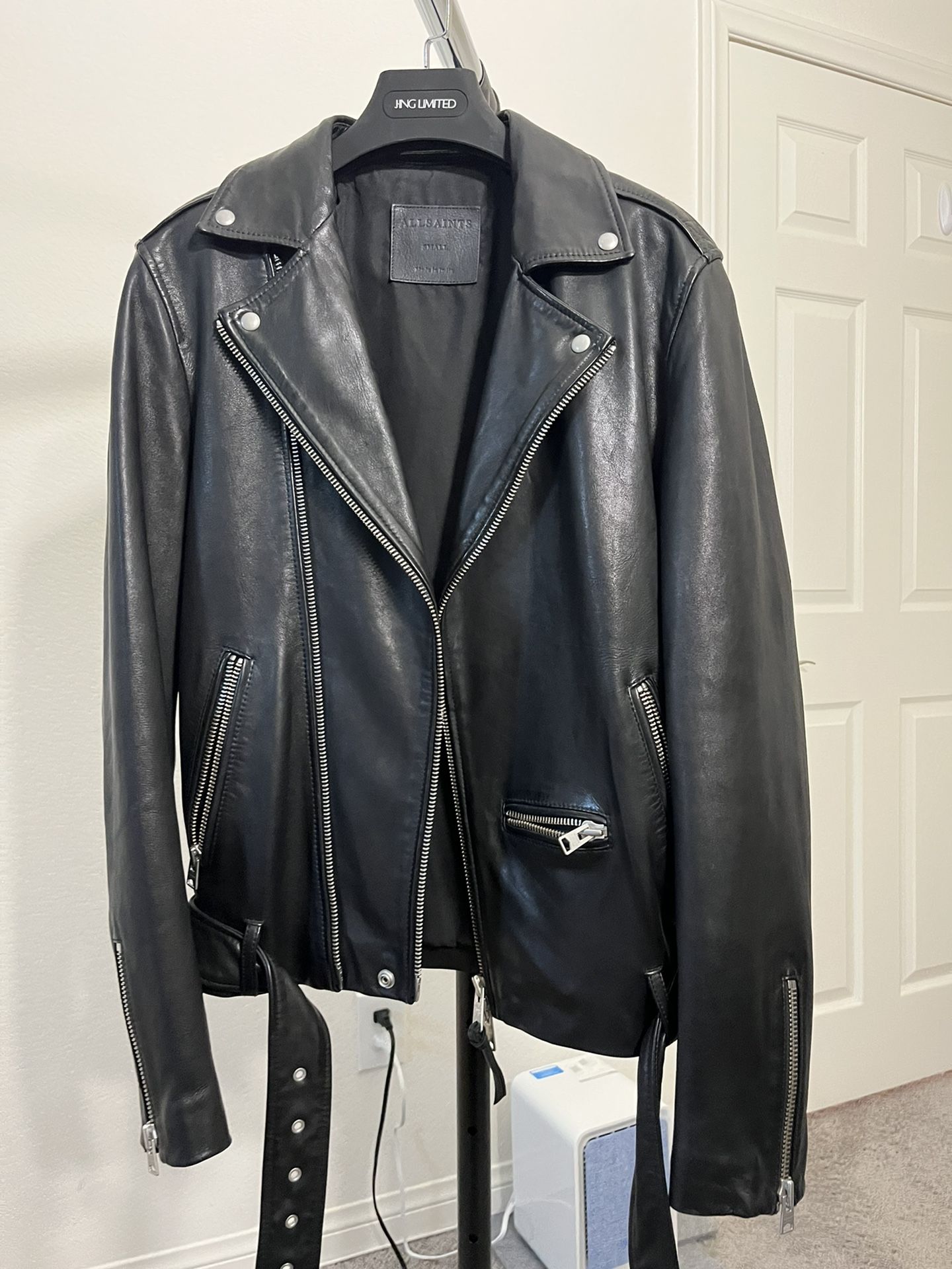 ALLSAINTS MEN’S LEATHER JACKET 95NEW! Size Small!