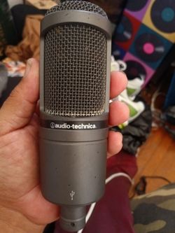 Audio-technica at2020 USB condenser microphone