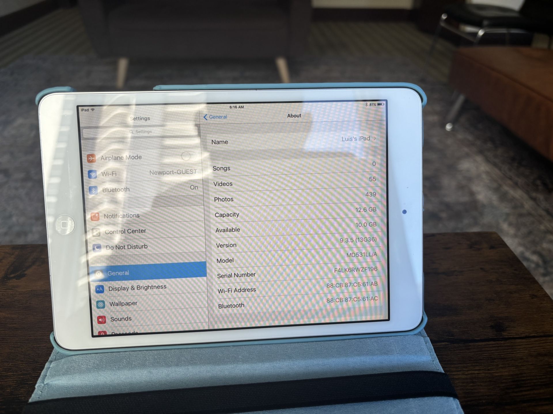 Selling IPAD MINI