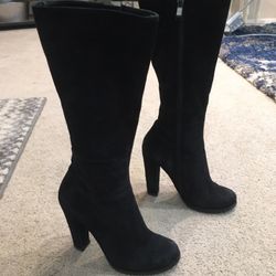 Beautiful Like New Womens Black Tall Faux Suede Boots. Size 4. 