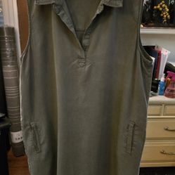 WT # 1094 Women's Large Velvet Heart  Shrrt Dress With Side Pockets 