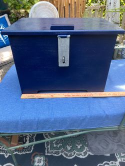 Storage box