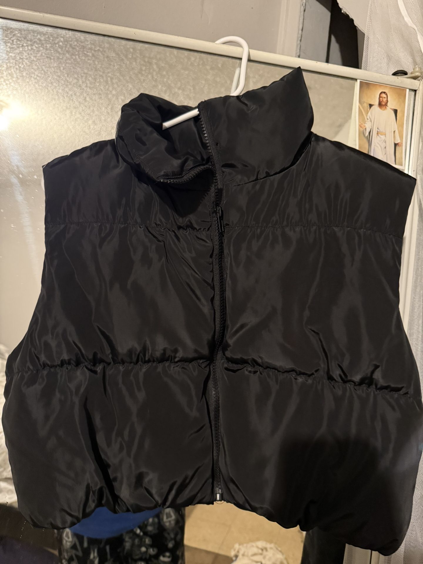 Black Puffer Vest Size:M