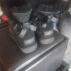 UGG Mini Bailey Bow II