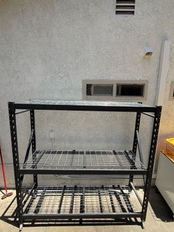 Storage shelf