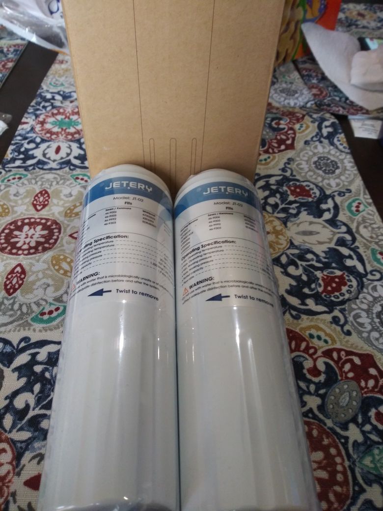 Refrigerator water filter