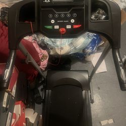 Kahomvis 2.5HP Foldable Treadmill- barely used