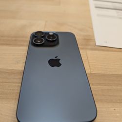 iPhone 15 Pro 128gb. Unlocked, Flawless Condition 