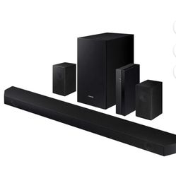 Samsung 5.1ch Soundbar with Wireless Subwoofer and Rear Speaker Kit – HW-Q67CB