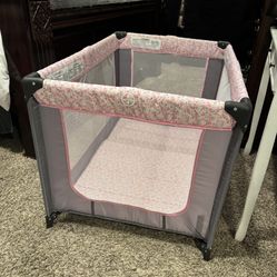 Baby girl Playard 