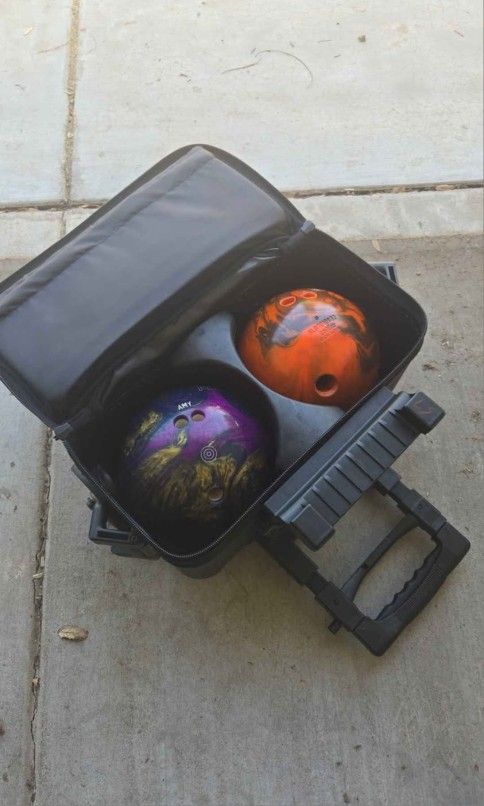 Bowling Ball Case And Balls