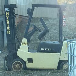 Hyster Forklifts