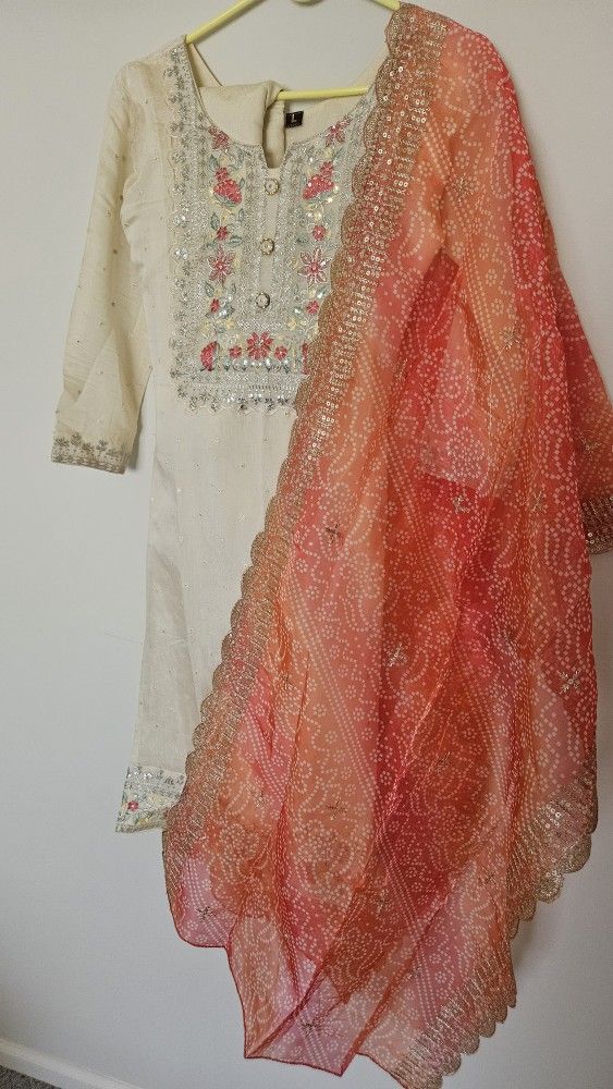Indian Style Chudidar 3-Piece Set