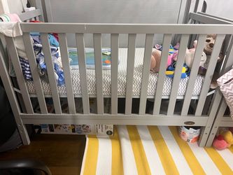 Dream On Me Gray Baby Crib