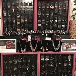 Paparazzi Jewelry - Inventory Reduction sale!! 