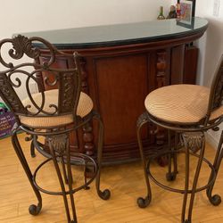 Wooden Marble-top Bar With Chairs