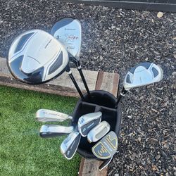 ⛳️ Basic Golf Club Set-In-A-Bag