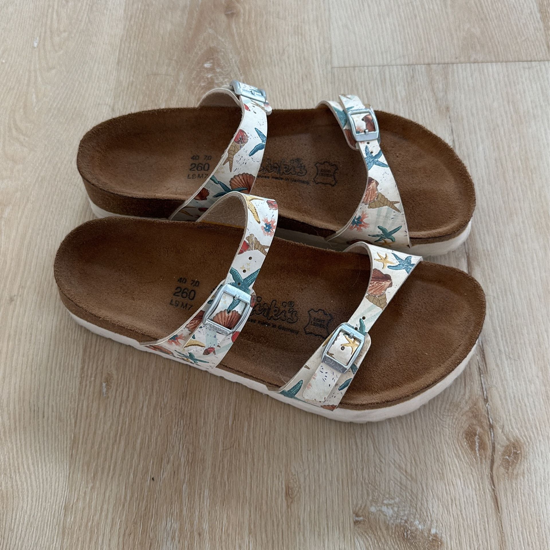 Like New Birkenstocks Size 40