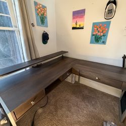 Desk! L Shaped With 3 Drawers