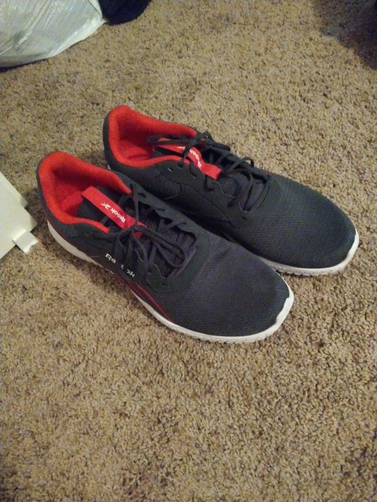 Men's Reebok's Size 11.5