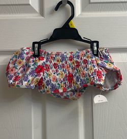 Brand new Toddler Girls puff-sleeve floral 2 piece swimwear size 3T