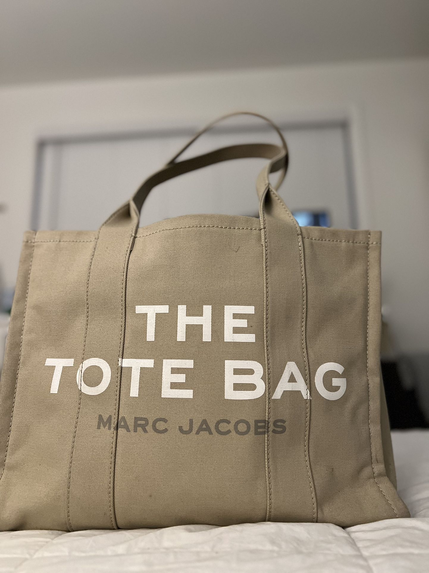 The Large Tote Bag  - Marc Jacobs