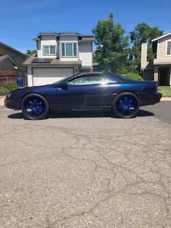Chevy Camero on 24 inch rims