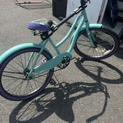 Huffy 24” Girls Cruiser