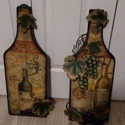 Pair of metal kitchen bar wine art