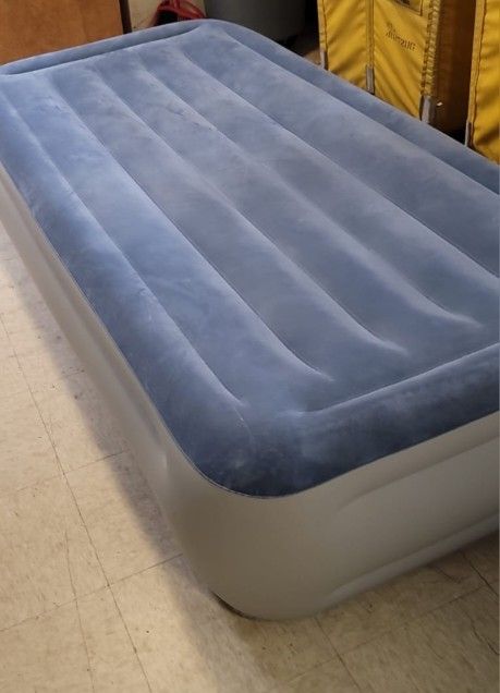 INTEX Air Mattress 