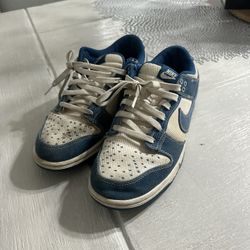 Nike dunks 