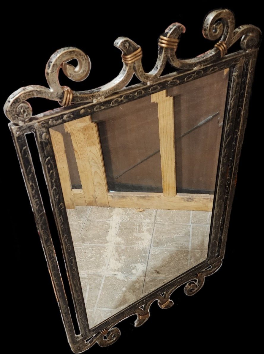 Antique Mirror / Espejo Antigua