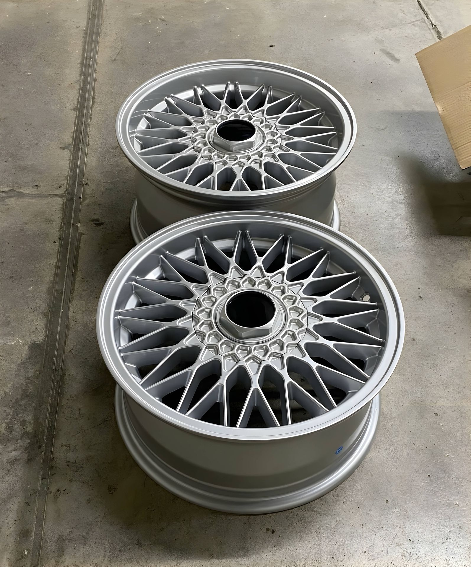 16" Maxilite X Spoke Euroweave Style Wheels 4x100 16x7 ET25 & 16x8 ET28 Staggered Set