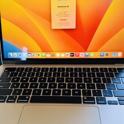 Apple Certified Refurbished 13-inch MacBook Air M2 Chip with 8‑Core CPU and 8‑Core GPU - Starlight

