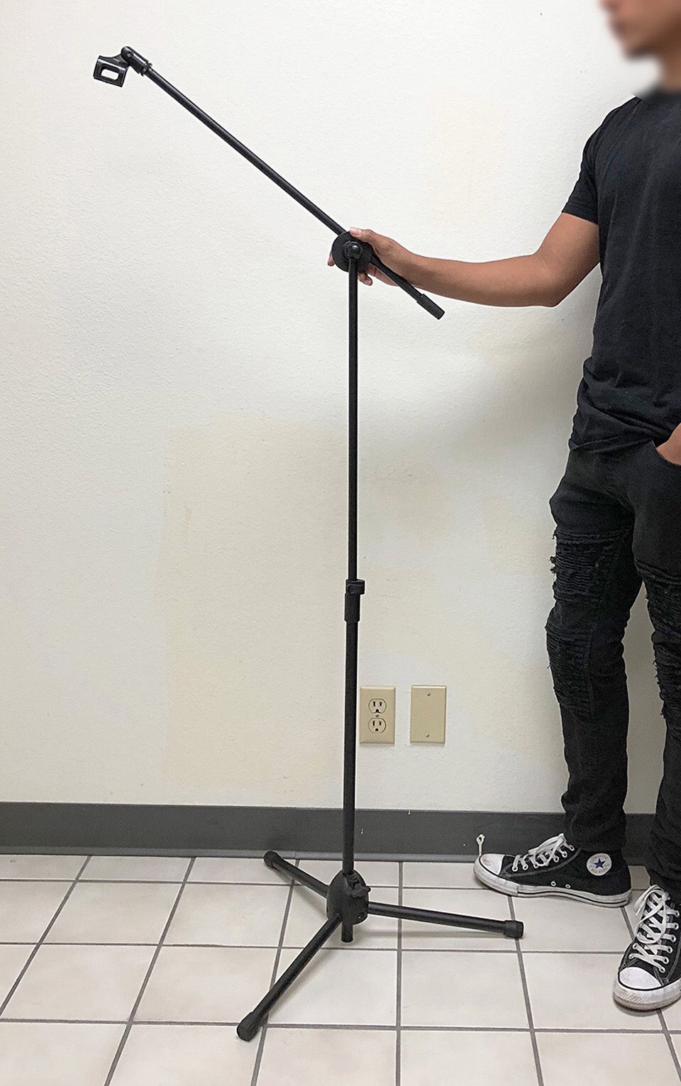 NEW $13 Microphone Boom Stand