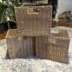 Plastic Wicker Storage Basket 