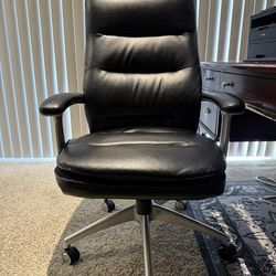 Beautyrest Platinum Sofil Bonded Leather Executive Chair, Black