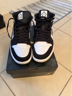 Air Jordan 1 Mid  grey /blck: white
