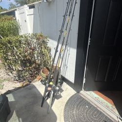 5  Heavy Duty Fishing Poles 