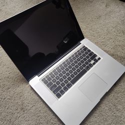 MacBook Pro 15 Read 