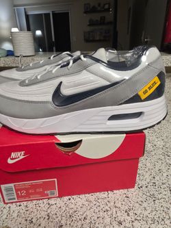 Nike Air Max Michigan Sneakers Size 12