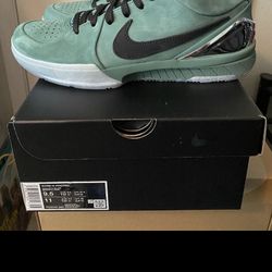 Kobe 4 Protro Girl Dad Size 9.5