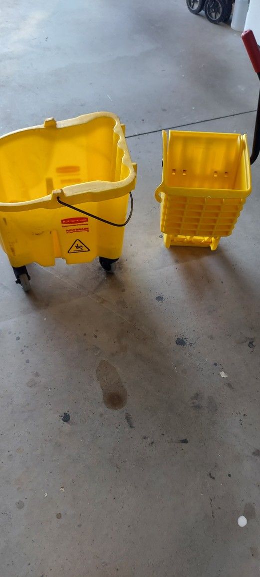 Rubbermaid Mop Bucket With Wringer