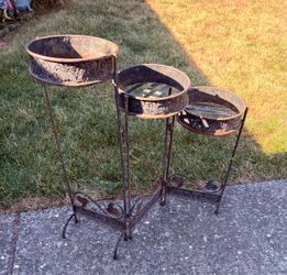 Vintage heavy 3 tier wrought iron.  Read description 1st