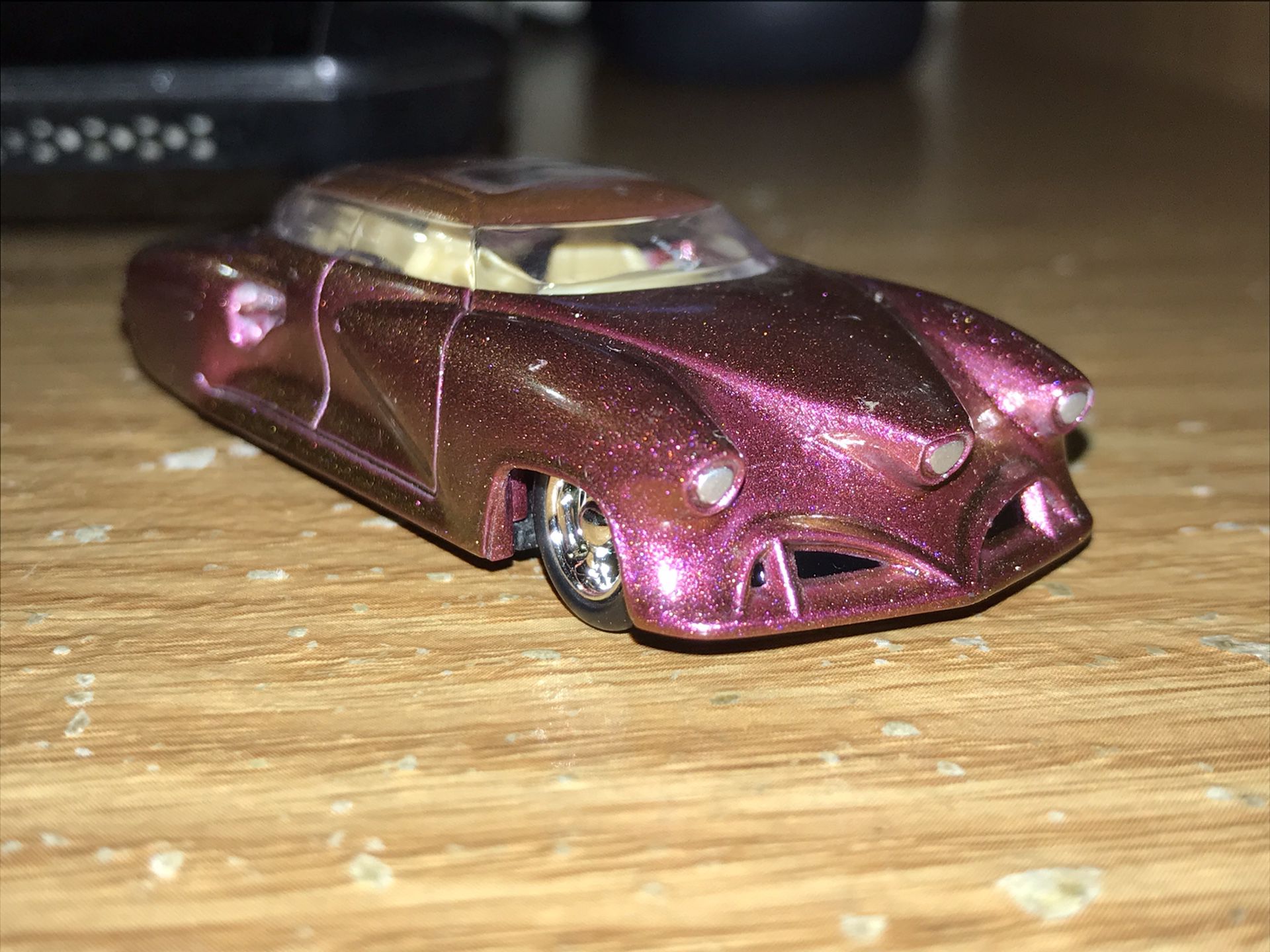 Hot wheels color changing concept car triclopz
