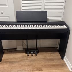 🎹 Yamaha P-125 Digital Piano + Stand + 3 Pedals + Fones Audio-Technica – Like New