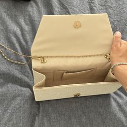 Kendall & James Clutch