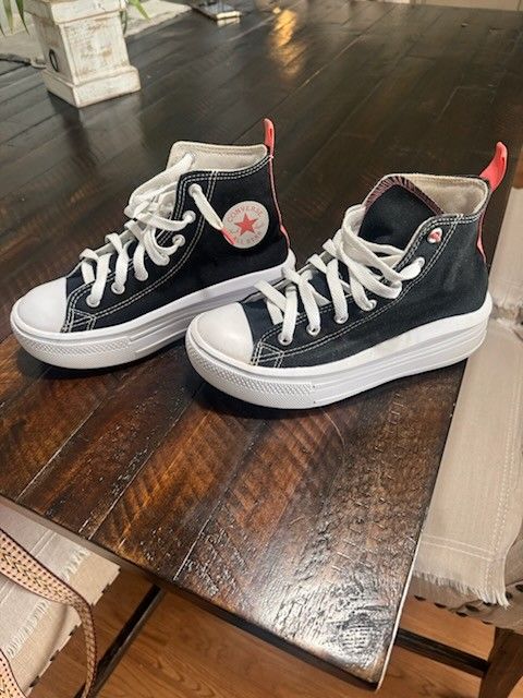 Kids Converse Chuck Taylor Move Platform