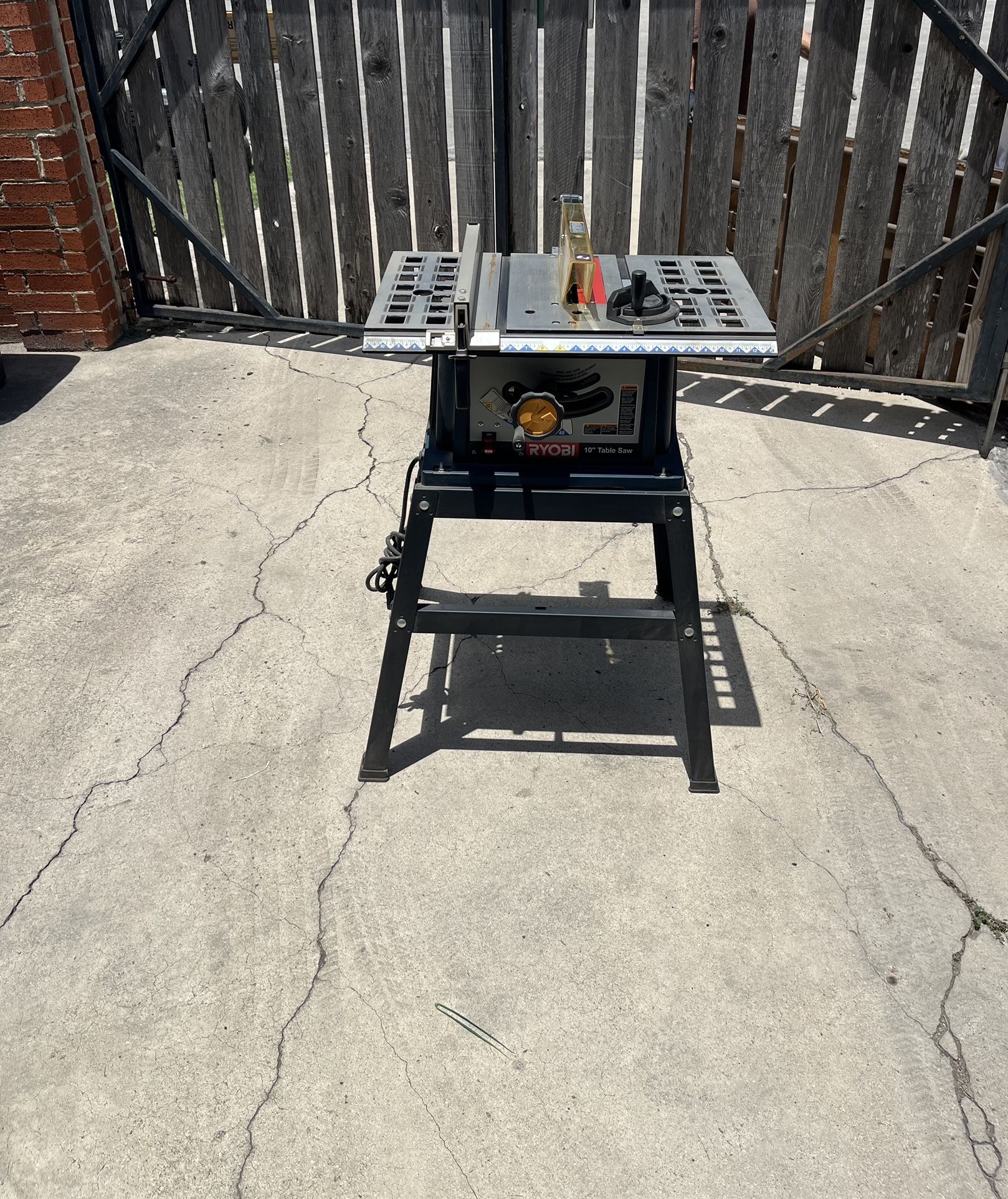 Ryobi Table saw